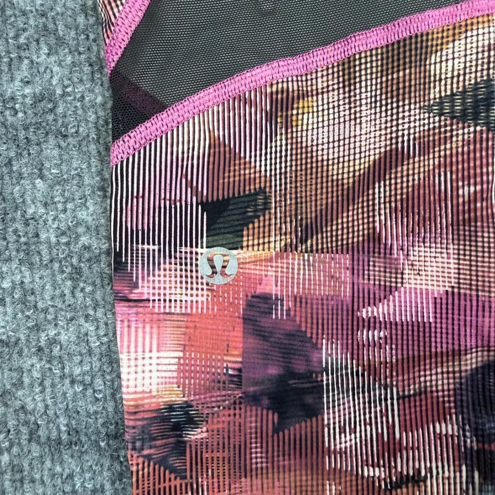Lululemon On Pace Crop Leggings Size 4 Sun‎ Dazed Multi Pink Print Mesh Athletic